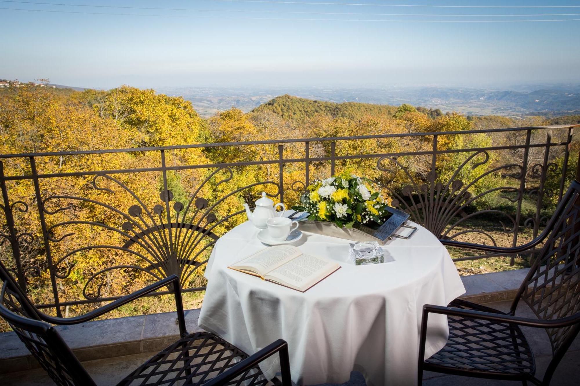 Atrion Highland Hotel Elatochori Quarto foto